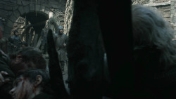 extant_GameOfThrones_3x01-ValarDohaeris_2550