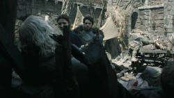 extant_GameOfThrones_3x01-ValarDohaeris_2555