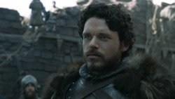 extant_GameOfThrones_3x01-ValarDohaeris_2580