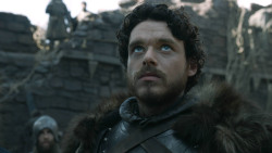 extant_GameOfThrones_3x01-ValarDohaeris_2601