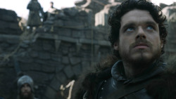 extant_GameOfThrones_3x01-ValarDohaeris_2608