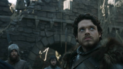 extant_GameOfThrones_3x01-ValarDohaeris_2610