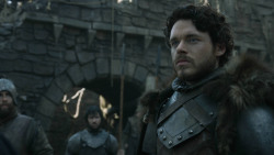 extant_GameOfThrones_3x01-ValarDohaeris_2613