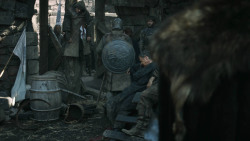 extant_GameOfThrones_3x01-ValarDohaeris_2648