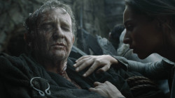 extant_GameOfThrones_3x01-ValarDohaeris_2669