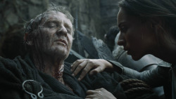 extant_GameOfThrones_3x01-ValarDohaeris_2670