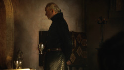extant_GameOfThrones_3x01-ValarDohaeris_2889
