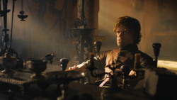 extant_GameOfThrones_3x01-ValarDohaeris_3036