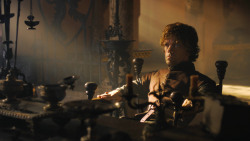 extant_GameOfThrones_3x01-ValarDohaeris_3041