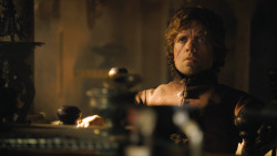 extant_GameOfThrones_3x01-ValarDohaeris_3108