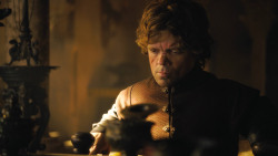 extant_GameOfThrones_3x01-ValarDohaeris_3199