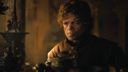 extant_GameOfThrones_3x01-ValarDohaeris_3201