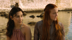 extant_GameOfThrones_3x01-ValarDohaeris_3305