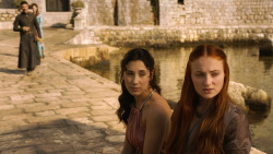 extant_GameOfThrones_3x01-ValarDohaeris_3380