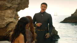 extant_GameOfThrones_3x01-ValarDohaeris_3402