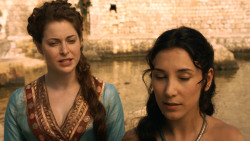 extant_GameOfThrones_3x01-ValarDohaeris_3550