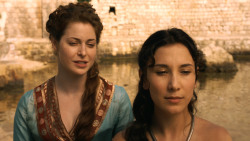 extant_GameOfThrones_3x01-ValarDohaeris_3571