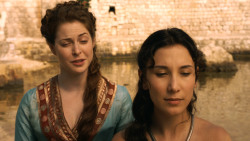 extant_GameOfThrones_3x01-ValarDohaeris_3580