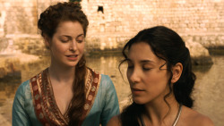 extant_GameOfThrones_3x01-ValarDohaeris_3594