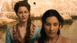 extant_GameOfThrones_3x01-ValarDohaeris_3611