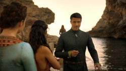 extant_GameOfThrones_3x01-ValarDohaeris_3640