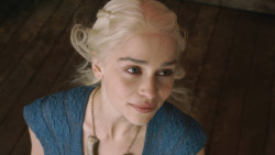 extant_GameOfThrones_3x01-ValarDohaeris_3691