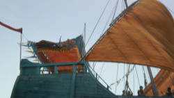 extant_GameOfThrones_3x01-ValarDohaeris_3700