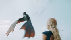 extant_GameOfThrones_3x01-ValarDohaeris_3721