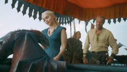 extant_GameOfThrones_3x01-ValarDohaeris_3731