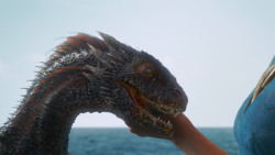 extant_GameOfThrones_3x01-ValarDohaeris_3737