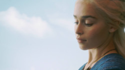 extant_GameOfThrones_3x01-ValarDohaeris_3740