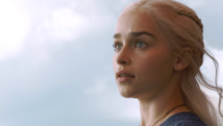 extant_GameOfThrones_3x01-ValarDohaeris_3757