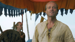 extant_GameOfThrones_3x01-ValarDohaeris_3760