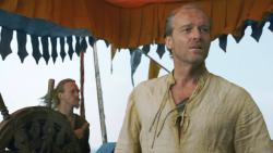 extant_GameOfThrones_3x01-ValarDohaeris_3762