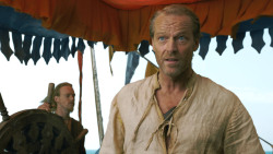 extant_GameOfThrones_3x01-ValarDohaeris_3790