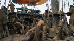 extant_GameOfThrones_3x01-ValarDohaeris_3829