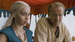 extant_GameOfThrones_3x01-ValarDohaeris_3832