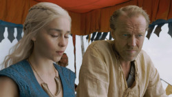 extant_GameOfThrones_3x01-ValarDohaeris_3834