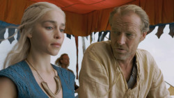 extant_GameOfThrones_3x01-ValarDohaeris_3845