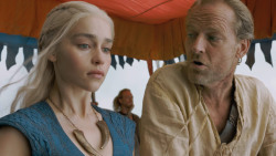 extant_GameOfThrones_3x01-ValarDohaeris_3850