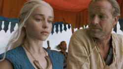 extant_GameOfThrones_3x01-ValarDohaeris_3852