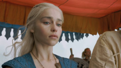 extant_GameOfThrones_3x01-ValarDohaeris_3858