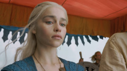 extant_GameOfThrones_3x01-ValarDohaeris_3860