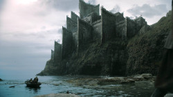 extant_GameOfThrones_3x01-ValarDohaeris_3893