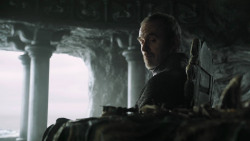 extant_GameOfThrones_3x01-ValarDohaeris_3909