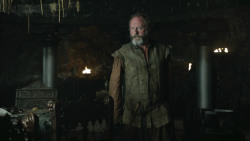 extant_GameOfThrones_3x01-ValarDohaeris_3962
