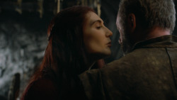 extant_GameOfThrones_3x01-ValarDohaeris_4152