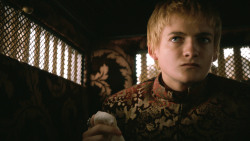 extant_GameOfThrones_3x01-ValarDohaeris_4257