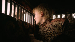 extant_GameOfThrones_3x01-ValarDohaeris_4265