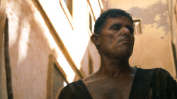 extant_GameOfThrones_3x01-ValarDohaeris_4301